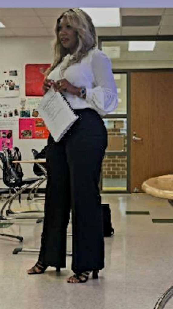 Woman presenting in classroom